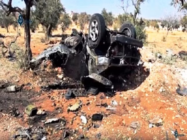 Hàng chục phiến quân thiệt mạng trong vụ nổ bom ven đường ở Idlib, Syria ảnh 1