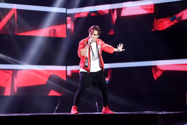 The Voice 2017 tập 2: Những màn trình diễn bùng nổ sân khấu ảnh 8