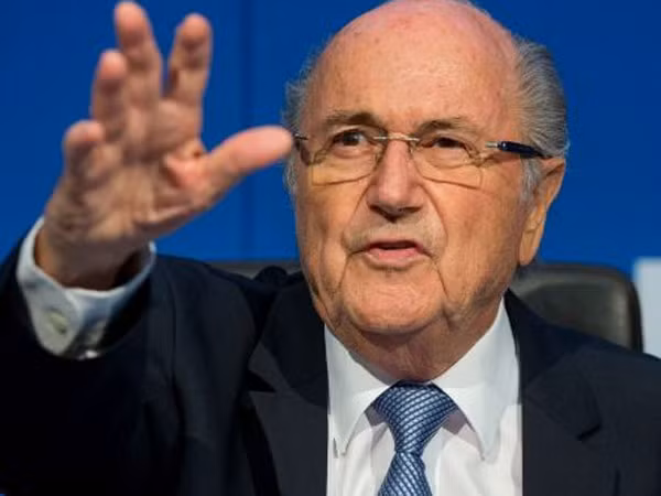 Ông Sepp Baltter bị điều tra vụ nhận hối lộ 100 triệu USD ảnh 1