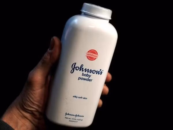 Hãng Johnson&Johnson, Mỹ: Đền 55 triệu USD cho khách hàng ung thư ảnh 1