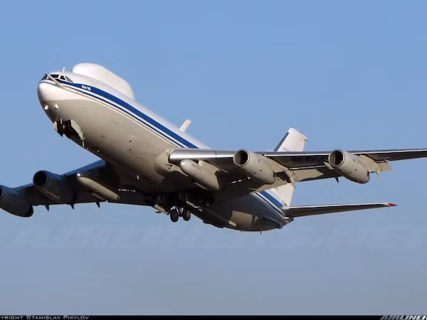 Không quân Nga nhận máy bay chỉ huy Ilyushin Il-80 nâng cấp ảnh 1