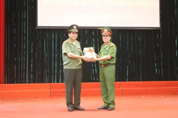 Khẳng định hiệu quả của công tác phối hợp “học đi đôi với hành” ảnh 6