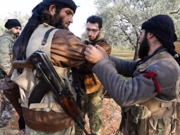 Chỉ trong một ngày 157 người thiệt mạng ở Idlib và Aleppo ảnh 1