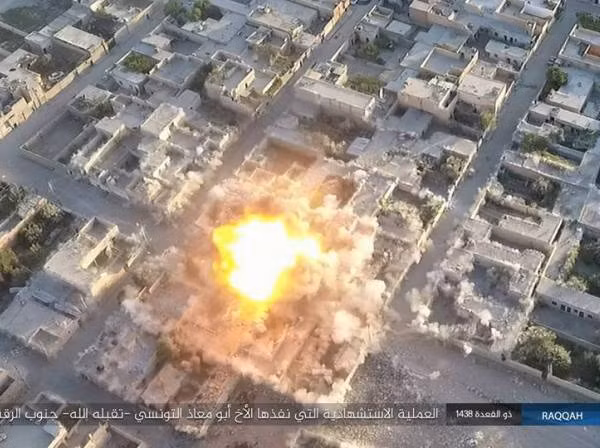 Lực lượng dân chủ Syria chiếm được nửa diện tích Raqqa ảnh 1