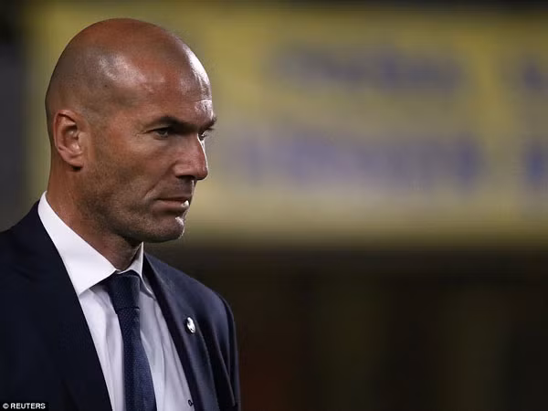 Zidane "tất tay" cho Siêu kinh điển ảnh 1