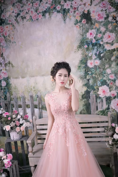 Ngắm vẻ gợi cảm của diễn viên, người mẫu Trần Cẩm Nhung ảnh 6