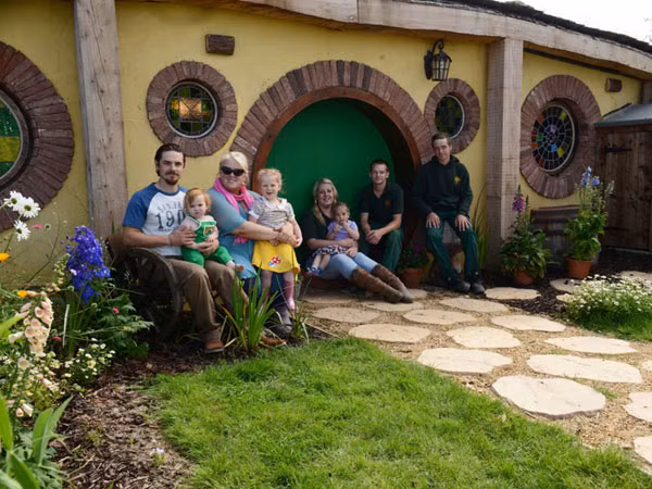 Xây nhà nghỉ theo kiểu người Hobbit ảnh 1