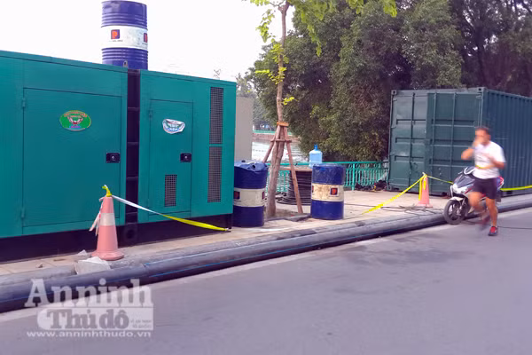 Nỗ lực "giải cứu" hồ Tây: Cá đã bơi trở lại ảnh 5