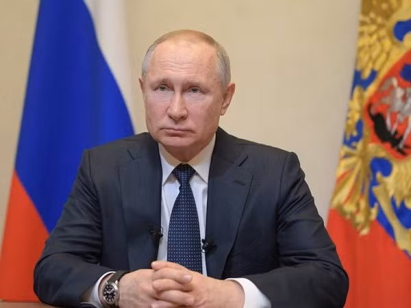 Tổng thống Putin tuyên bố cho dân Nga nghỉ làm một tuần, giữ nguyên lương ảnh 1
