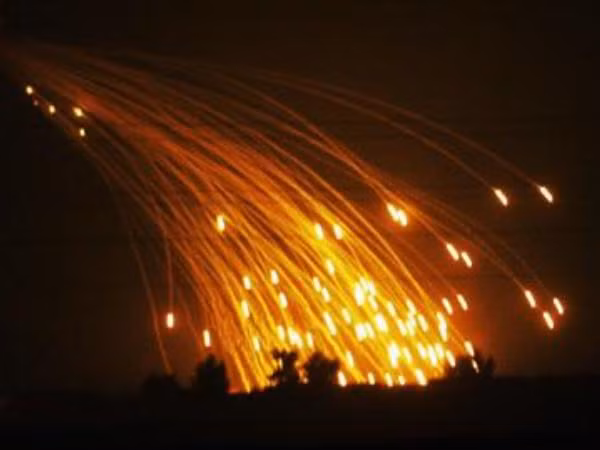 Syria tiếp tục tố liên quân Mỹ lại sử dụng phốt pho trắng ở Deir Ezzor ảnh 1