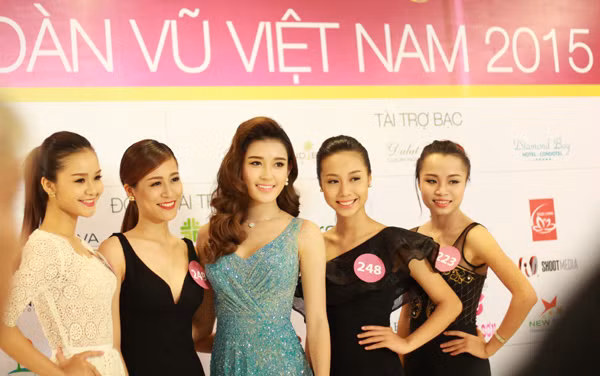 Hoa hậu Hoàn vũ Việt Nam 2015: Hoàn tất lựa chọn 70 thí sinh vào bán kết ảnh 1