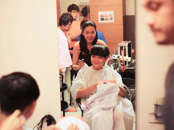 Trịnh Tú Trung đóng phim cùng "dàn sao hot" của Thái Lan ảnh 1