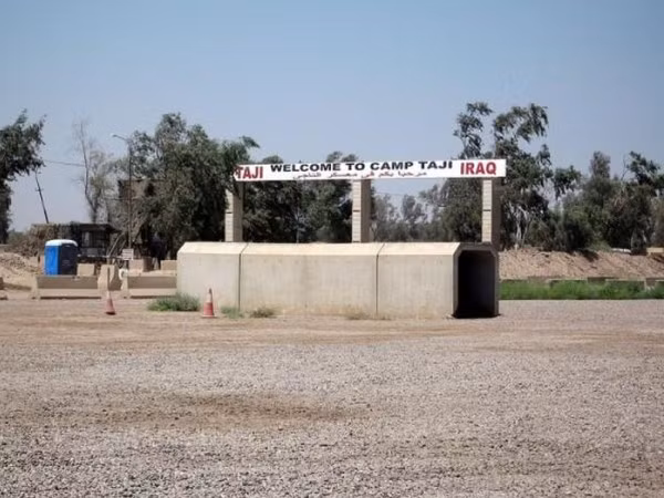 Căn cứ quân sự ở Iraq có lính Mỹ tiếp tục bị tấn công bằng tên lửa ảnh 1