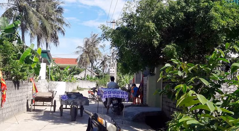 Nghi vấn nợ nần, một lái xe taxi treo cổ tự tử ảnh 1