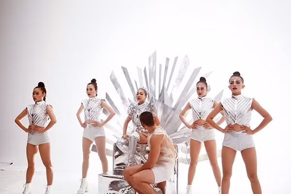 Phấn khích với teaser MV mới ma mị của Thảo Trang ảnh 10