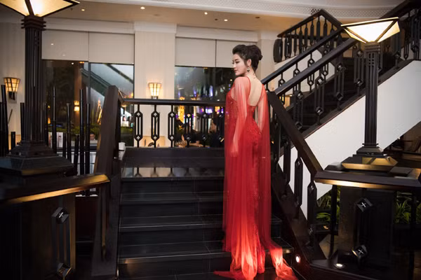 Á hậu Huyền My táo bạo với phong cách xuyên thấu ảnh 9 Á hậu Huyền My táo bạo với phong cách xuyên thấu ảnh 9