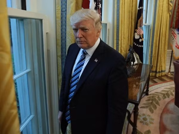 Ông Trump tuyên bố Mỹ vẫn duy trì đội quân tình báo mạnh mẽ ở Afghanistan ảnh 1