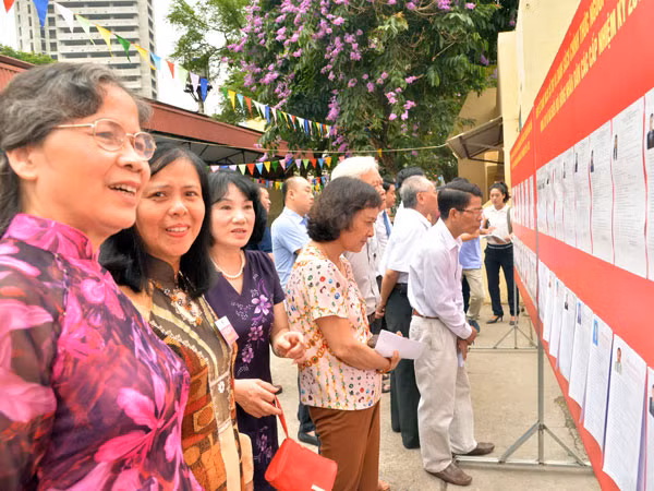 Ngày bầu cử thành công tốt đẹp ảnh 1
