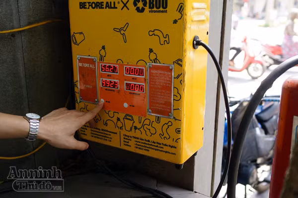 Hà Nội: Tận thấy những trạm sạc miễn phí cho xe đạp điện đầu tiên ảnh 2 Hà Nội: Tận thấy những trạm sạc miễn phí cho xe đạp điện đầu tiên ảnh 2