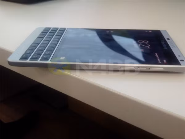BlackBerry Oslo rò rỉ thiết kế ấn tượng ảnh 3
