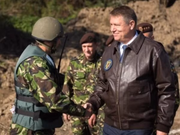Tổng thống Romania: NATO đủ sức răn đe Nga ảnh 1