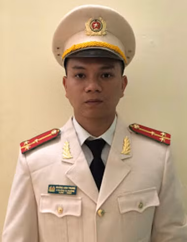 Trên tuyến đầu xung kích vì cuộc sống bình yên, vì nhân dân phục vụ ảnh 2