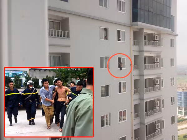 Giải cứu nam thanh niên ngồi vắt vẻo trên cửa sổ tầng 21 ảnh 1