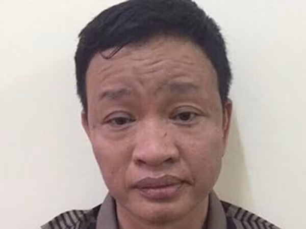 "Xin" không được, gọi chồng đến tấn công CSGT ảnh 1