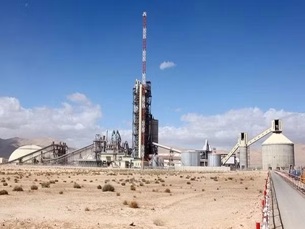 IS bắt cóc 344 công nhân nhà máy xi măng ở Syria ảnh 1