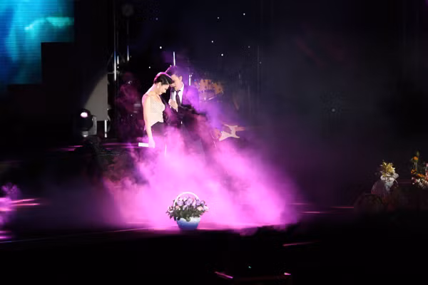 Thanh Thảo nồng nàn bên Quang Dũng trong đêm liveshow ảnh 9