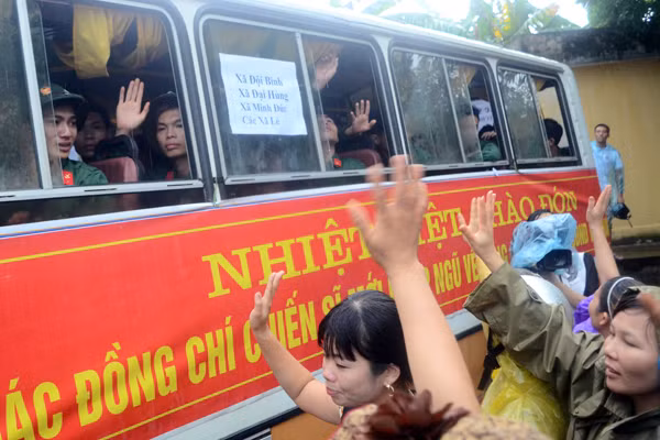 Nắm chắc gậy Trường Sơn, tiếp bước truyền thống anh hùng ảnh 10