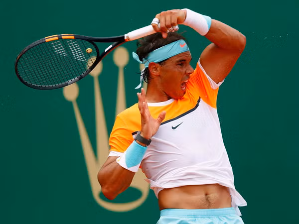 Nadal đánh cược số phận với cây vợt mới ảnh 1