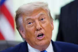 Tổng thống Trump: Mỹ đã 'bí mật' hộ tống hơn 200 tàu qua eo biển Hormuz