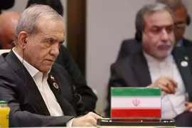 Tổng thống Iran phát tín hiệu hòa dịu với Mỹ trước cuộc gặp ông Putin