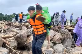 Công an tỉnh Lai Châu căng mình cứu dân giữa lũ dữ