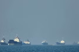 Iran thông báo thu phí dịch vụ hàng hải qua eo biển Hormuz