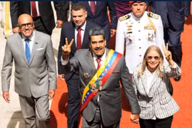 Vợ ông Maduro xin tại ngoại để phẫu thuật tim