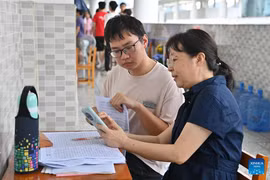 Trung Quốc cảnh báo tình trạng 'AI dự đoán đề thi đại học'