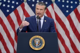 Bộ trưởng Chiến tranh Mỹ Hegseth đối mặt với luận tội vì cuộc chiến Iran