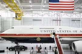 Nhà Trắng triệu tập phóng viên New York Times về bài báo liên quan đến chuyên cơ Air Force One