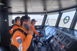 Indonesia: Chìm tàu chở khách ở biển Java, hơn 130 người mất tích, 107 người được cứu