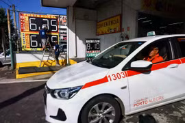 Brazil gia hạn các biện pháp khẩn cấp để kiềm chế giá nhiên liệu
