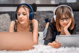 Na Uy sẽ hạn chế mạng xã hội với trẻ em dưới 16 tuổi