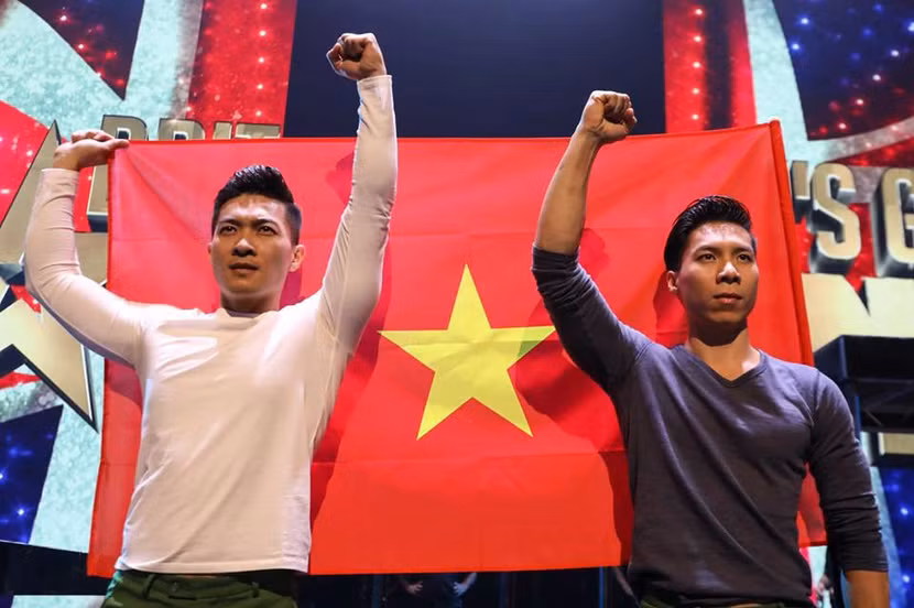 Quoc Co - Quoc Nghiep thuc hien cu nhay sinh tu o chung ket Got Talent hinh anh 2