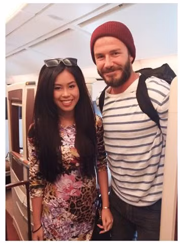 Cô gái Việt xinh đẹp chụp ảnh cùng David Beckham là ai? ảnh 2