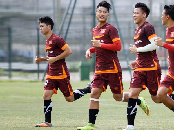 Công Phượng “đứng ngoài cuộc vui” ở buổi tập của U23 Việt Nam ảnh 5