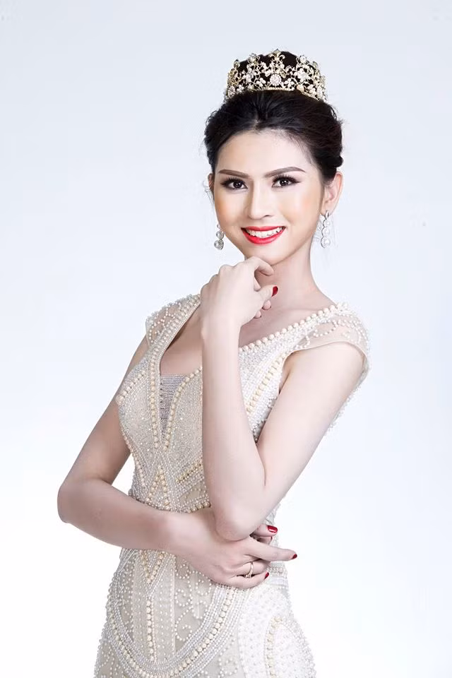 Bất ngờ với show nghệ thuật quy mô đầu tiên của người chuyển giới ảnh 6