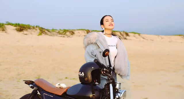 Sèn Hoàng Mỹ Lam bắt tay Hoàng Hồng Ngọc làm mới " Noọng ơi" ảnh 2
