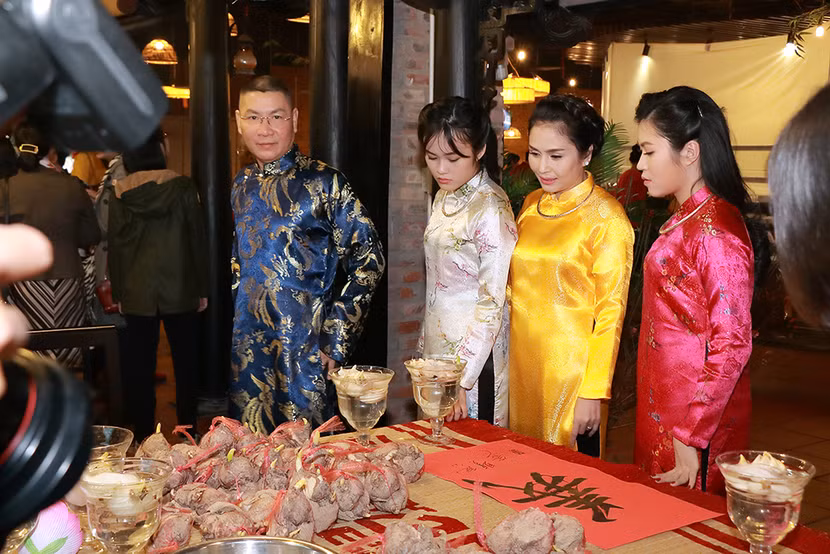 Vợ chồng diễn viên Diệu Hương góp mặt trong "liên minh" quà Tết ​ ảnh 8