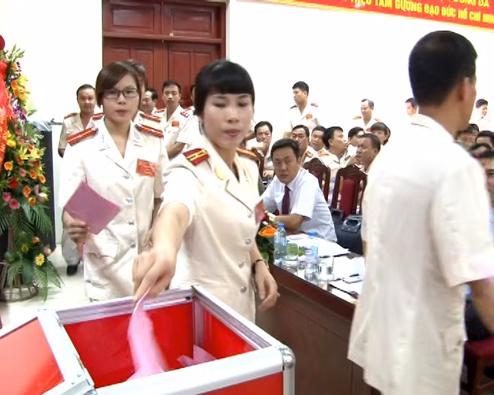 Quyết tâm thực hiện thắng lợi nhiệm vụ mới ảnh 5